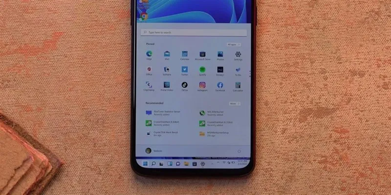 Trải nghiệm Windows 11 trên smartphone