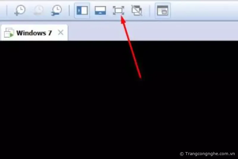 Mở rộng toàn màn hình máy ảo.