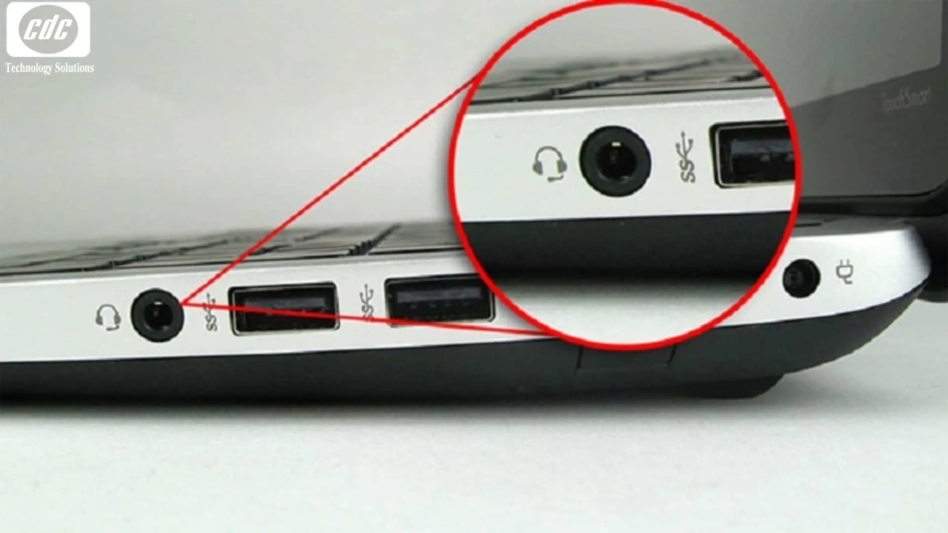 Kiểm tra jack cắm tai nghe và cổng loa ngoại vi