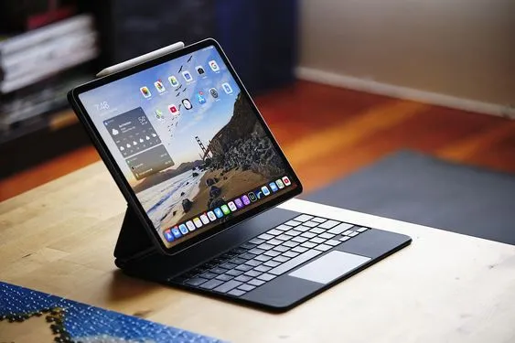 Hai phiên bản iPad WiFi và 4G trên thị trường