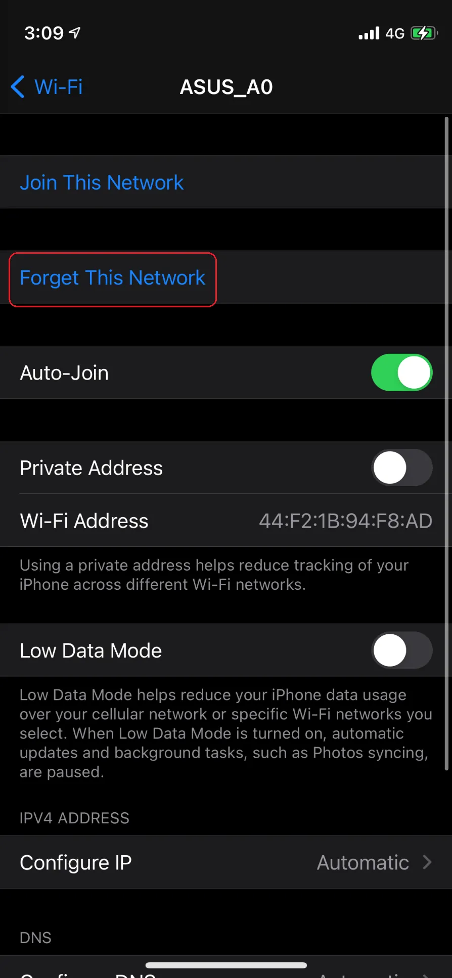 Chọn Forget This Network để thực hiện quên mạng trên hệ điều hành iOS