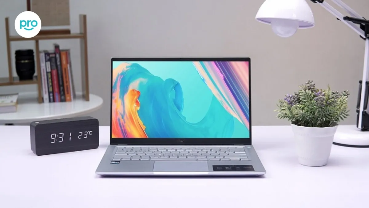 Màn hình 14 inch 2K mang đến trải nghiệm hình ảnh sắc nét