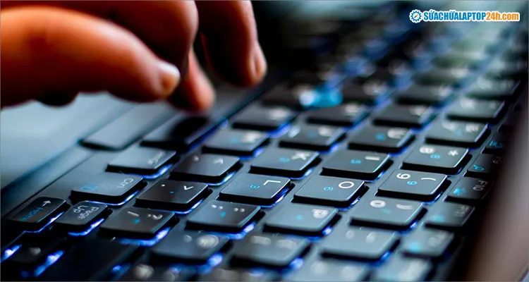 Các dấu hiệu cho thấy bàn phím laptop đang gặp sự cố hư hỏng