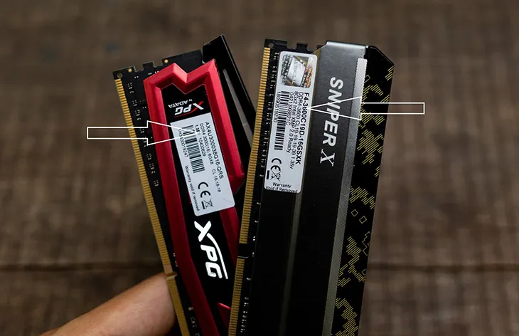 Thông số kỹ thuật trên thanh RAM DDR4 thực tế