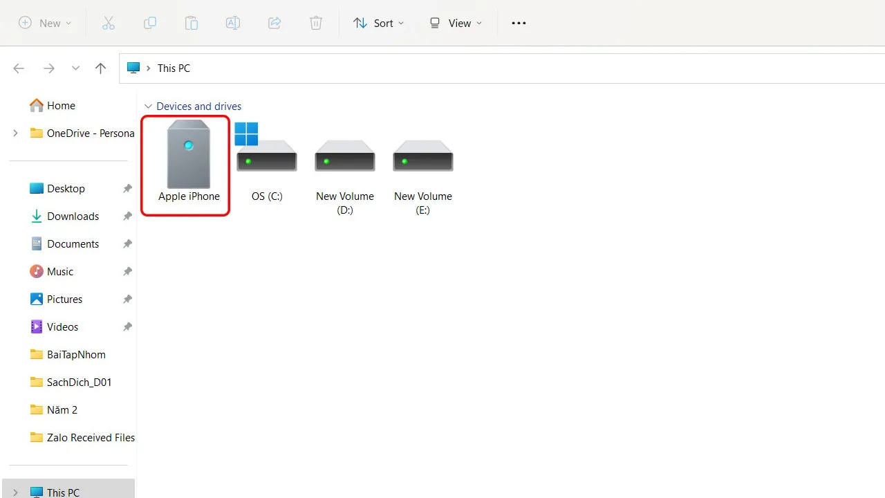 Truy cập iPhone qua File Explorer
