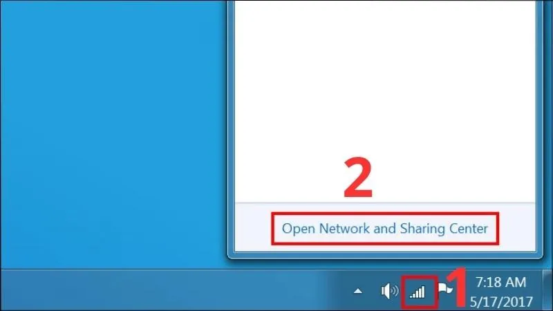 Chọn vào biểu tượng Wifi > Chọn Open Network and sharing Center