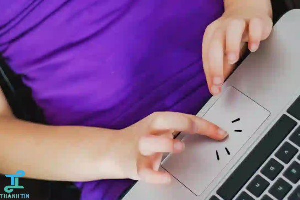 Nên cài lại trình điều khiển chuột khi gặp lỗi double click chuột