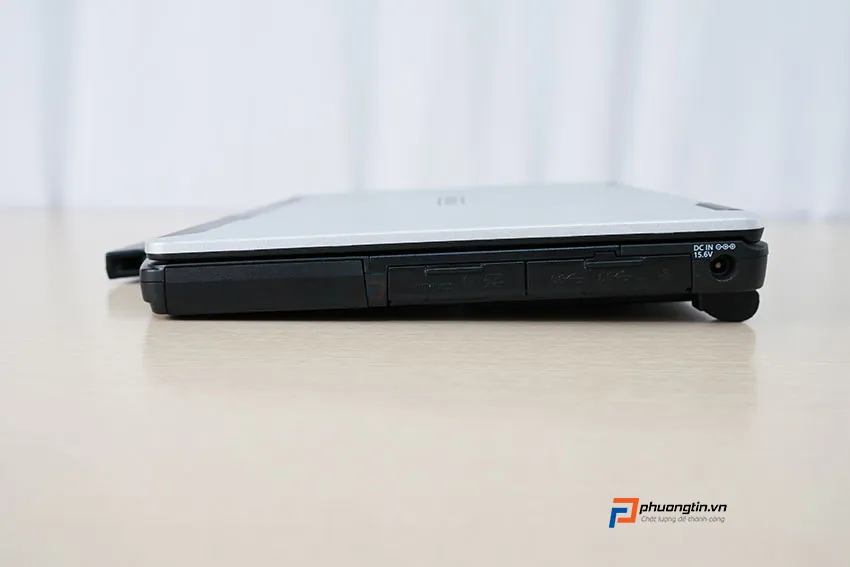 caÌ£nh bÃªn cf54