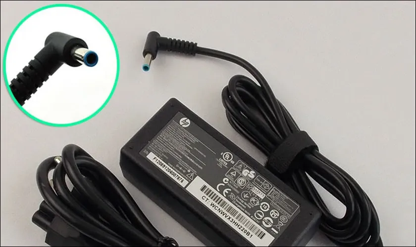 Sửa chữa bộ phận sạc laptop tại cửa hàng chuyên nghiệp