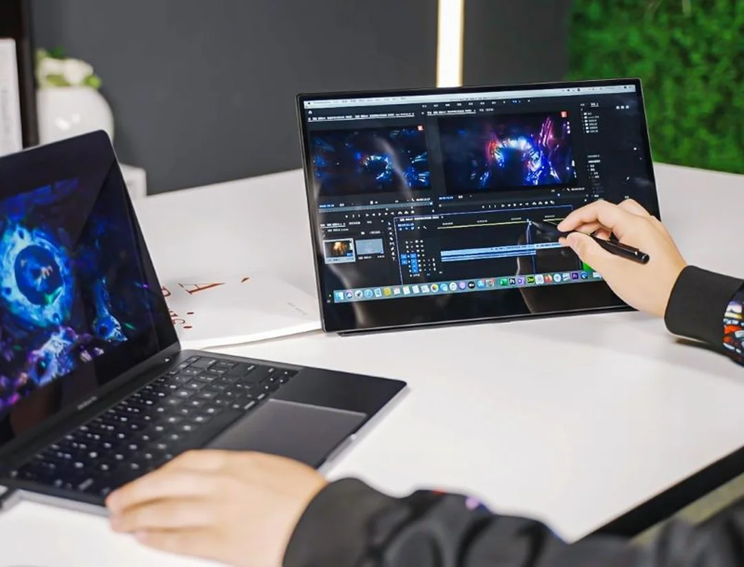 Khi cần chỉnh màu màn hình laptop chỉnh màu màn hình laptop khi màu sắc bị ám xanh hoặc quá chói