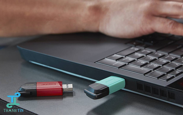 Chuẩn bị USB trước khi cài Win Quận Nhà Bè