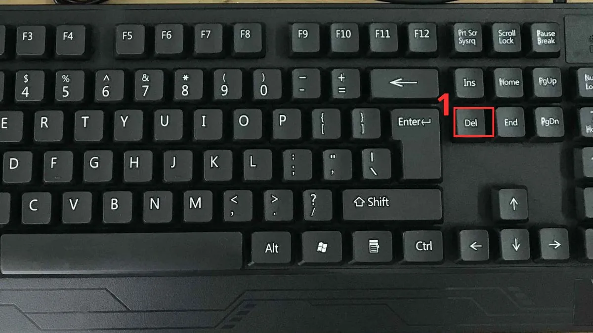 Truy cập BIOS bằng phím tắt ngay khi khởi động