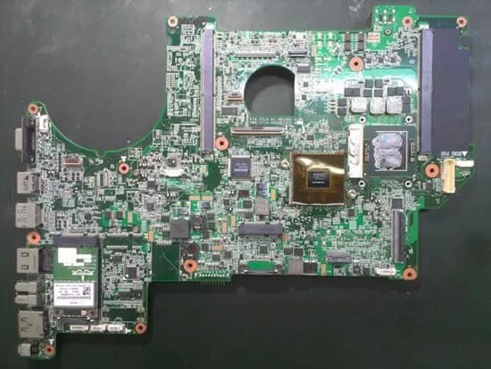 cửa hàng sửa laptop bình dương