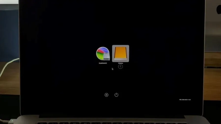 Đảm bảo quy trình cài đặt diễn ra suôn sẻ và an toàn cho toàn bộ hệ thống máy tính