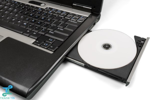 Đĩa CD trượt khỏi ổ gây tắc