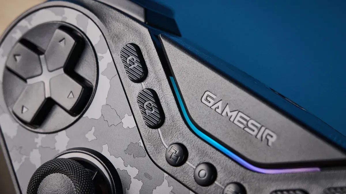 Cận cảnh chi tiết hoàn thiện của GameSir Tarantula Pro 2026