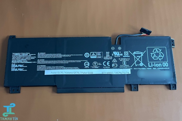 Chi phí thay pin laptop MSI từ 500.000 - 1,2 triệu VNĐ