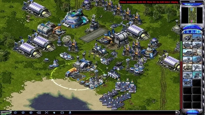 Giao diện chiến đấu khi download Red Alert 2 cho Win 10 thành công