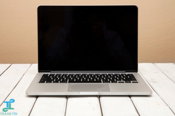 Không khởi động được là dấu hiệu lỗi nguồn trên main laptop