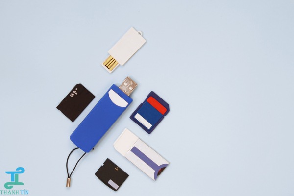 kiem-tra-cac-ket-noi-cua-thiet-bi-luu-tru Kiểm tra các kết nối của thiết bị lưu trữ khi gặp lỗi no bootable devices found