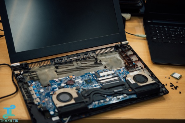 Kiểm tra laptop sau khi thay ổ cứng