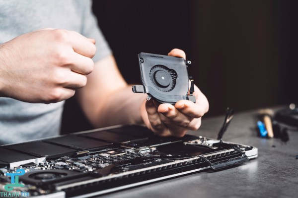 Kiểm tra quạt tản nhiệt khi CPU nóng bất thường