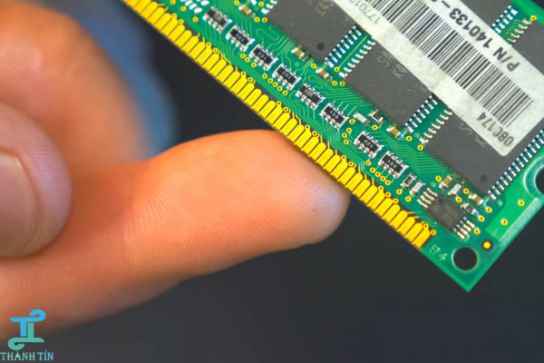 Kiểm tra RAM để tìm cách sửa cây máy tính không lên nguồn