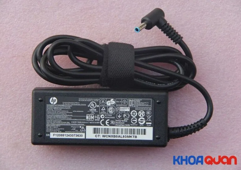 Kiểm tra cục sạc (Adapter) của laptop HP xem có bị đứt dây ngầm hay hỏng lõi không