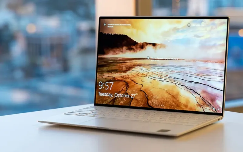 Laptop siêu nhẹ dưới 1kg mang lại sự tiện lợi tối đa khi di chuyển