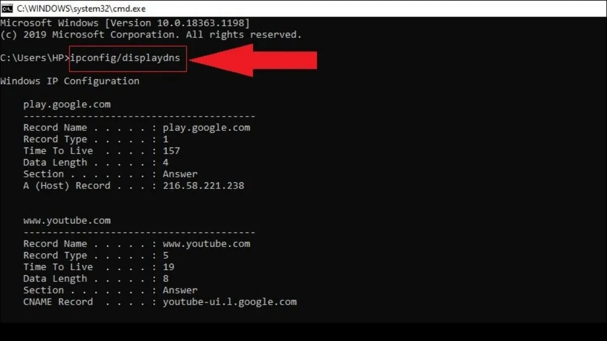Chạy lệnh ipconfig để reset cấu hình mạng