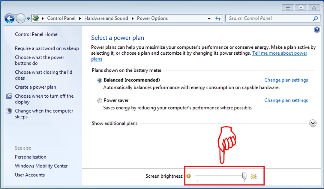 màn hình laptop bị tối chỉnh trong Windows settings