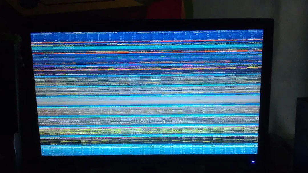màn hình laptop bị tối do lỗi cáp màn hình