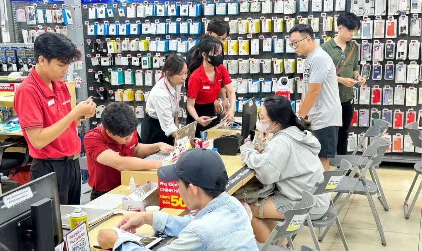 Sửa lỗi máy tính bị treo màn hình Starting Windows 7, 10 uy tín tại Điện Thoại Vui