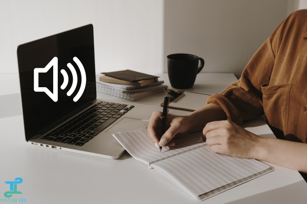 Thiết bị ồn ào là dấu hiệu cần đưa tới trung tâm vệ sinh máy tính quận Nhà Bè