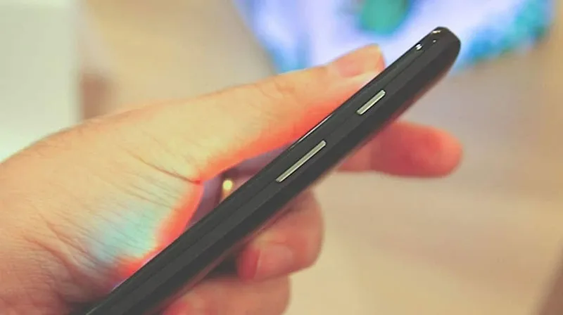 Ốp lưng bảo vệ vùng nút nguồn điện thoại