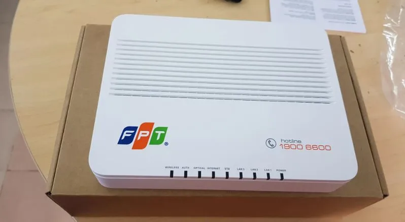 Hình ảnh mặt trước thiết bị Modem AC1000F do FPT cung cấp hỗ trợ công nghệ Dual-Band