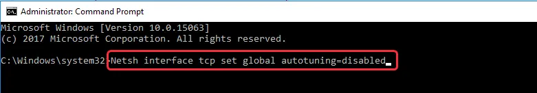 Nhập lệnh tắt tính năng tự động điều chỉnh TCP để ổn định kết nối mạng Internet gia đình