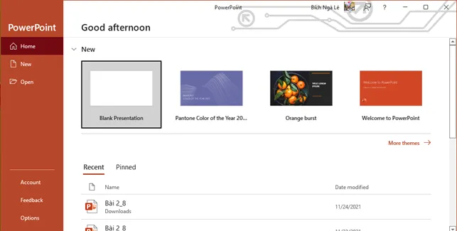 Biểu tượng PowerPoint trên màn hình desktop