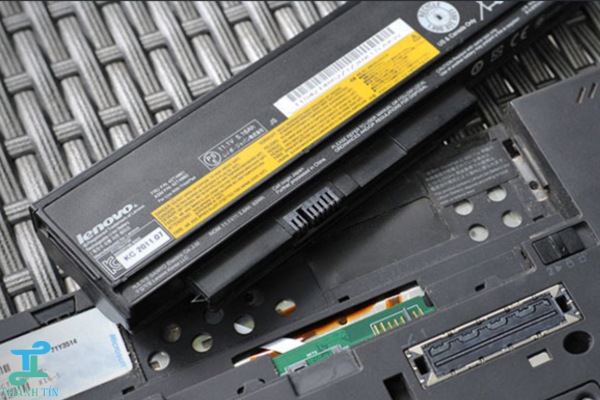 pin-laptop-bi-hong Lỗi battery not detected do hỏng pin