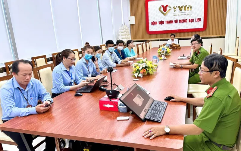 Công an tỉnh Bạc Liêu hướng dẫn sử dụng phần mềm ASM cho Bệnh viện Đa khoa Thanh Vũ Medic Bạc Liêu