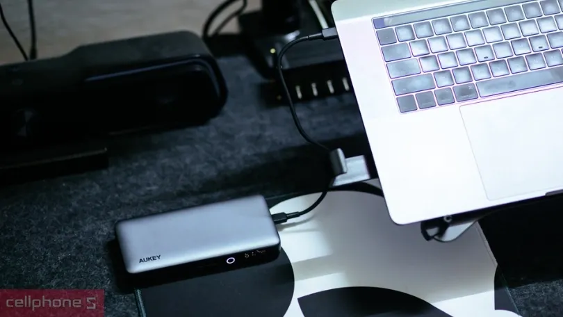 Sạc dự phòng Aukey luôn đi đầu về tính gọn nhẹ và thẩm mỹ