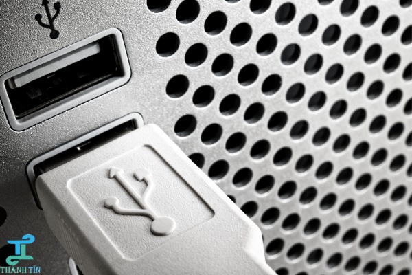Sử dụng USB không đúng cách