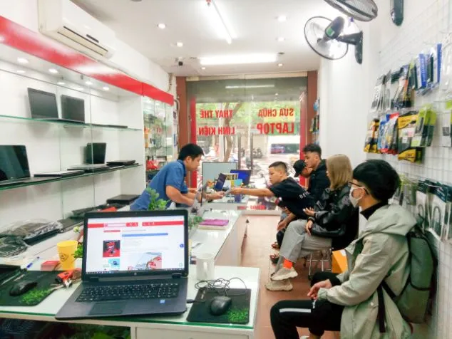Đội ngũ kỹ thuật viên giàu kinh nghiệm trực sửa máy tính Thái Hà