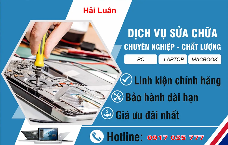 Kỹ thuật viên đang tiến hành sửa chữa laptop và máy tính bảng chuyên nghiệp tại Nam Định