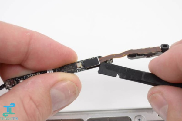 Thay mới là cách khắc phục lỗi camera laptop Win 10