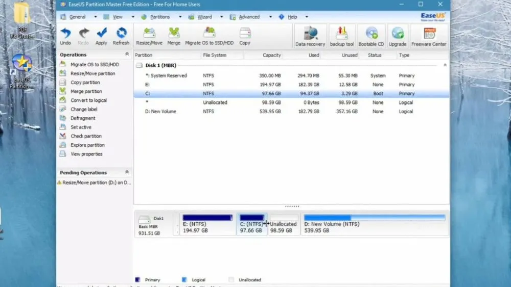 Thao tác kéo thả để điều chỉnh kích thước các phân vùng ổ cứng
