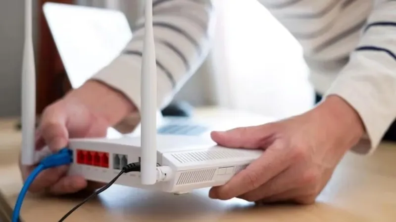 Kết nối bộ định tuyến Router