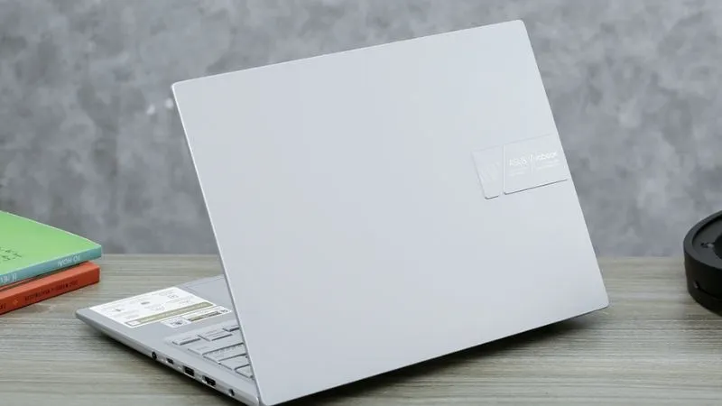 Asus Vivobook 14X OLED màn hình chuẩn màu cho đồ họa