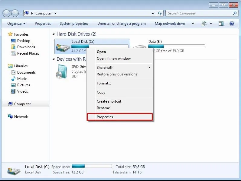Truy cập Properties của ổ đĩa để bắt đầu quy trình sao lưu dữ liệu Win 7