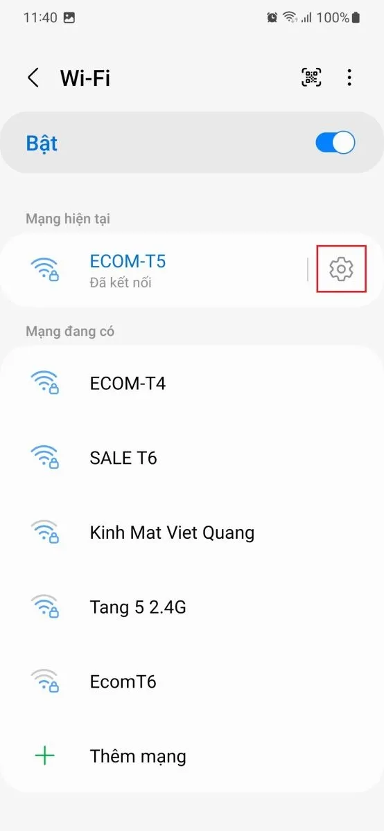 Chọn biểu tượng cài đặt để thực hiện cách hiện mã qr wifi